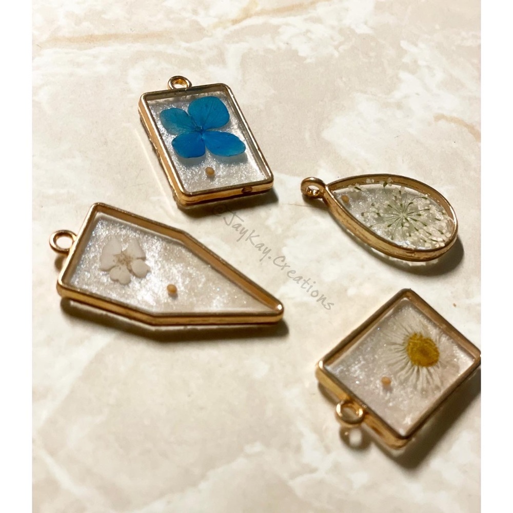 Mustard seed keychain